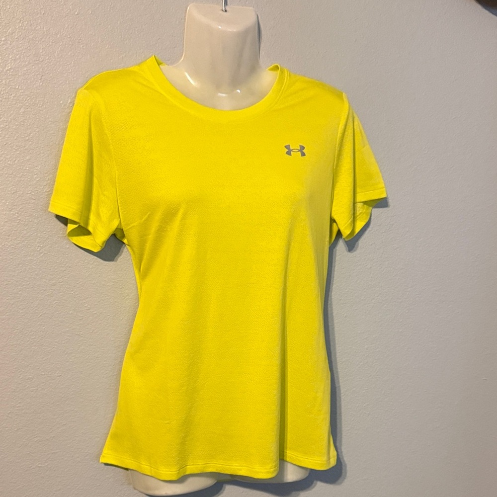 Under Armour Women's Yellow Short Sleeve Top